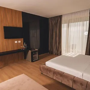 Grand Mirage Hotel Vlorë